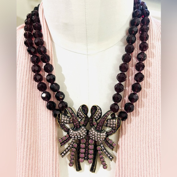 Heidi Daus “Simply Sweet” double bow Swarovski Crystals necklace